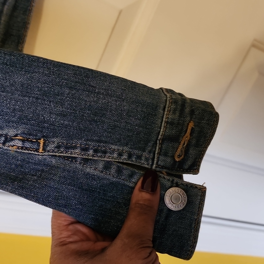 Levi's Trucker Style Denim Jacket - Picture 7 of 13
